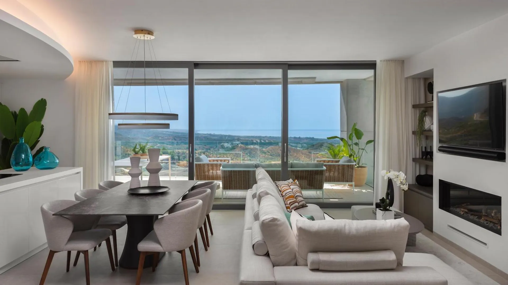 Marbella Quercus Penthouse - Rooftop Jacuzzi Benahavis Spain