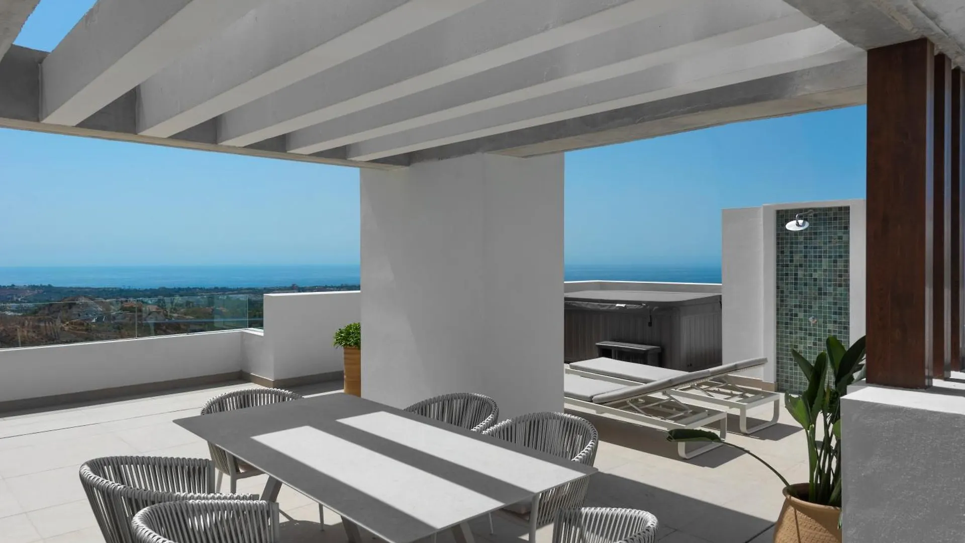 Marbella Quercus Penthouse - Rooftop Jacuzzi Benahavis 0*,  Spain