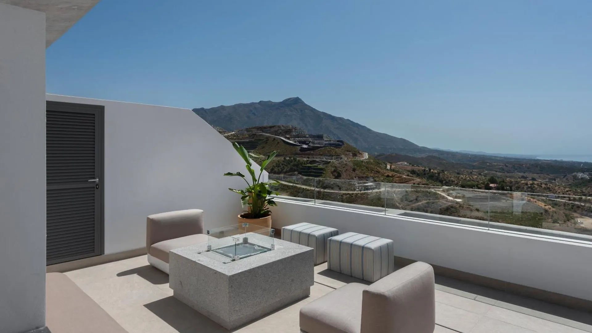 Apartment Marbella Quercus Penthouse - Rooftop Jacuzzi Benahavis