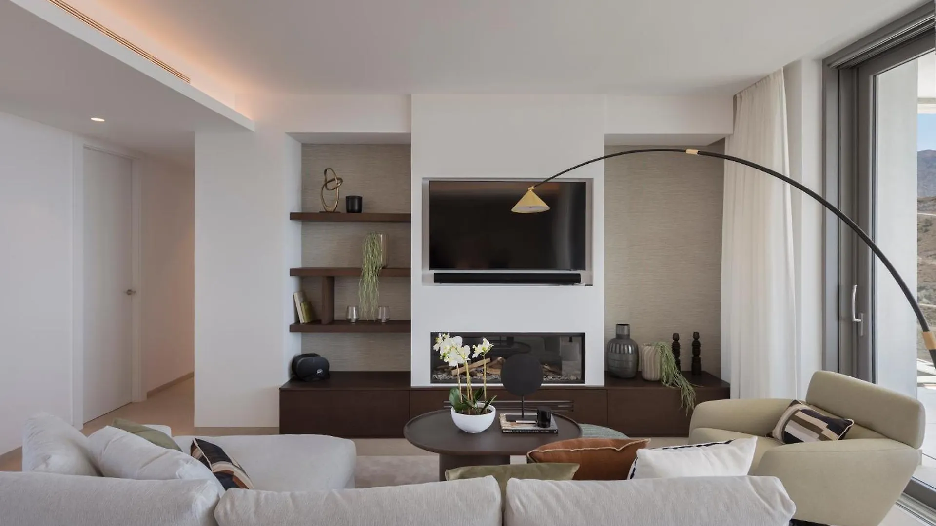 Marbella Quercus Penthouse - Rooftop Jacuzzi Benahavis 0*,  Spain