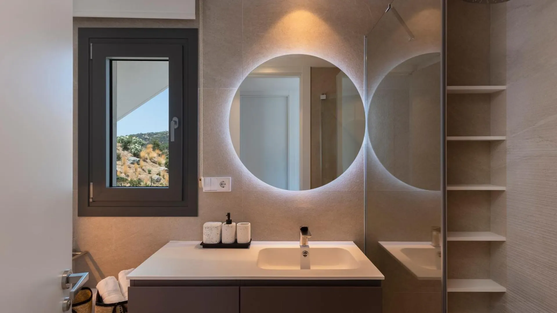 Marbella Quercus Penthouse - Rooftop Jacuzzi Benahavis